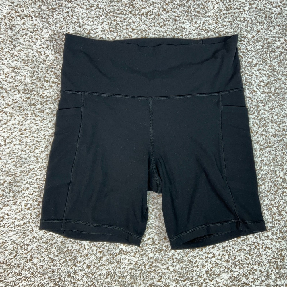 Athleta Shorts Women Medium Black Athletic Yoga Biker Pocket Salutation Stash 7"